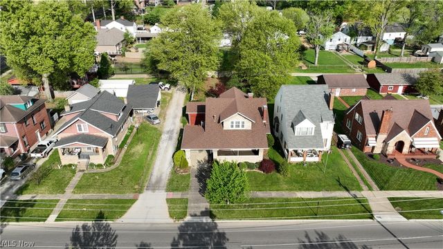 2107 PARK Avenue, Parkersburg, WV 26101