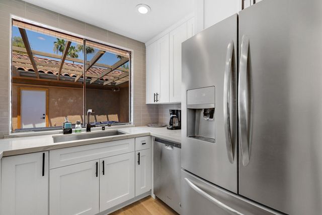 41 Sunrise Drive, Rancho Mirage, CA 92270