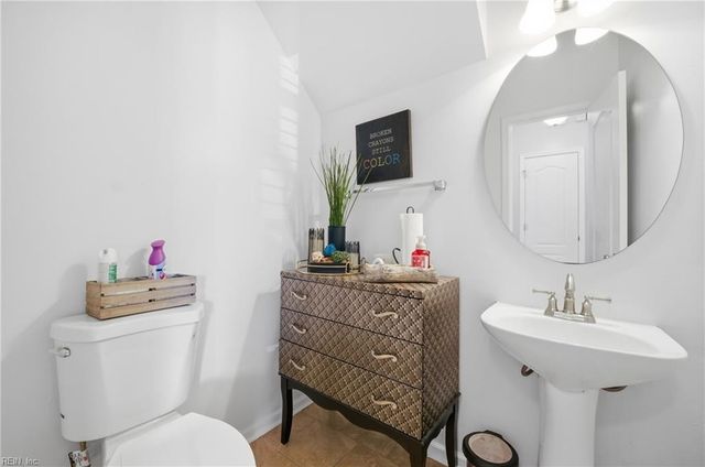 1020 Silver Charm CIR, Suffolk, VA 23435