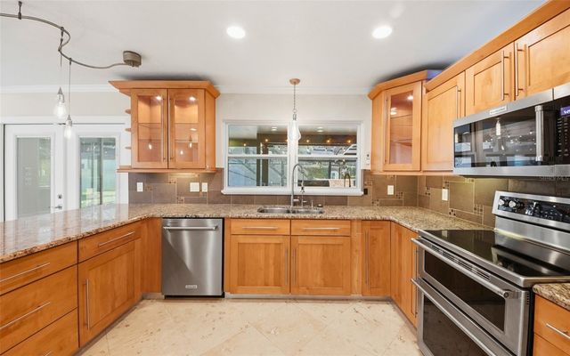 601 MAJORCA AVENUE, Altamonte Springs, FL 32714