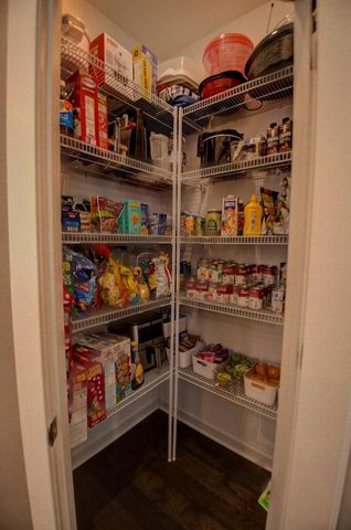 704 Knollwood DRIVE, Holmen, WI 54636