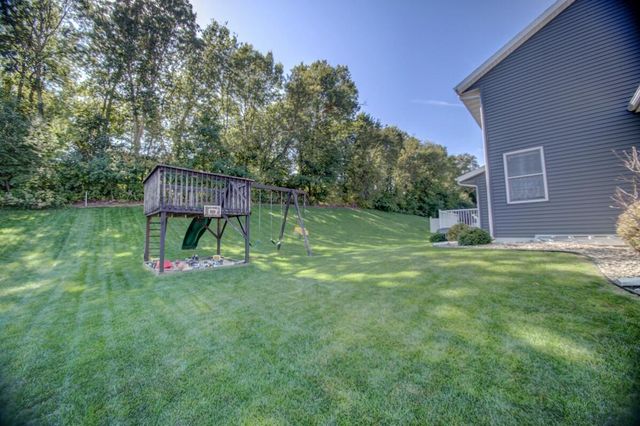 704 Knollwood DRIVE, Holmen, WI 54636