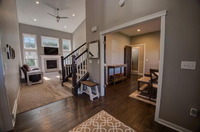 704 Knollwood DRIVE, Holmen, WI 54636