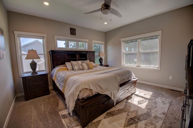 704 Knollwood DRIVE, Holmen, WI 54636