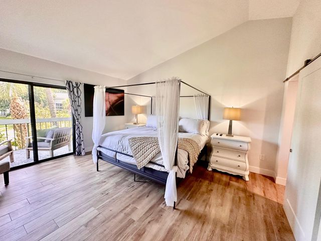 11863 Wimbledon Cir 537, Wellington, FL 33414