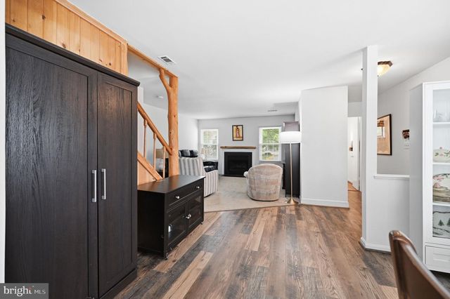 11021 SENTRY RIDGE RD, Manassas, VA 20109