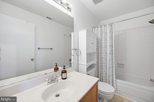 11021 SENTRY RIDGE RD, Manassas, VA 20109