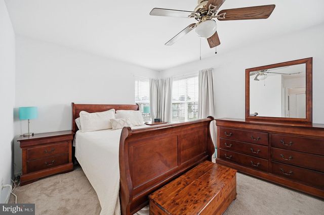 11021 SENTRY RIDGE RD, Manassas, VA 20109