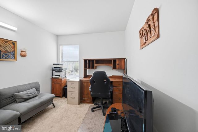 11021 SENTRY RIDGE RD, Manassas, VA 20109