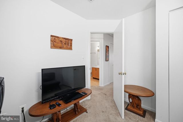 11021 SENTRY RIDGE RD, Manassas, VA 20109