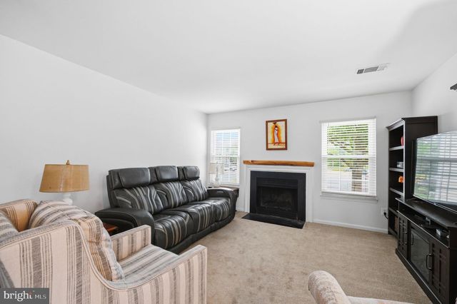 11021 SENTRY RIDGE RD, Manassas, VA 20109