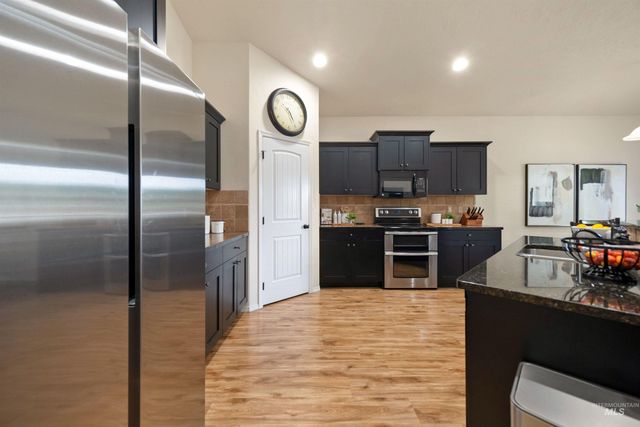 4589 S Denison Ave, Meridian, ID 83642