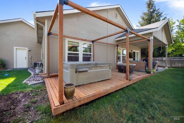 4589 S Denison Ave, Meridian, ID 83642