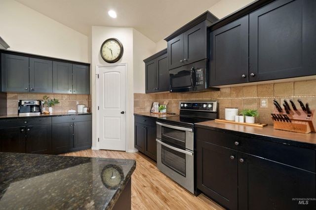 4589 S Denison Ave, Meridian, ID 83642