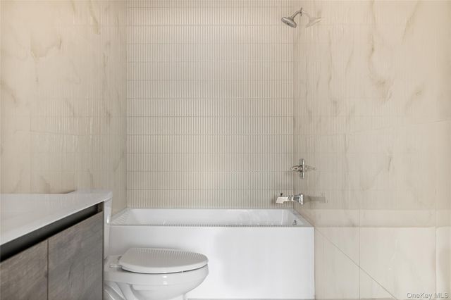 3 E Funston Avenue 221, Spring Valley, NY 10977