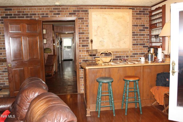 7362 Jim Faust Road, Wise, VA 24293