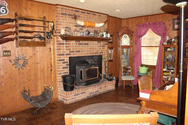 7362 Jim Faust Road, Wise, VA 24293