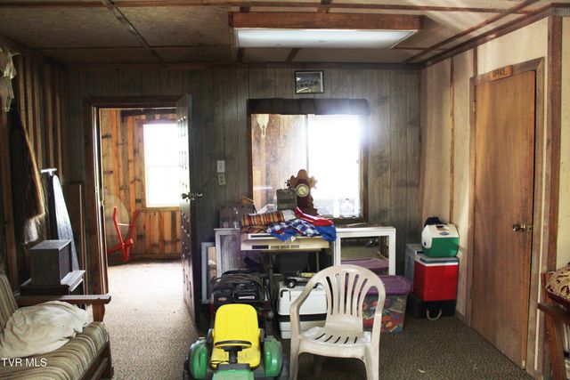 7362 Jim Faust Road, Wise, VA 24293