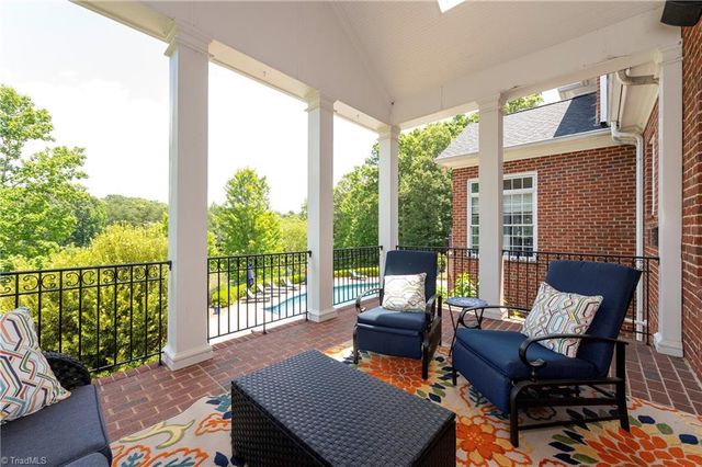 151 Wellsprings Court, Pfafftown, NC 27040