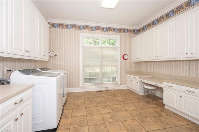 151 Wellsprings Court, Pfafftown, NC 27040