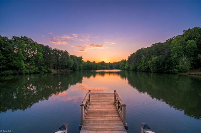 151 Wellsprings Court, Pfafftown, NC 27040