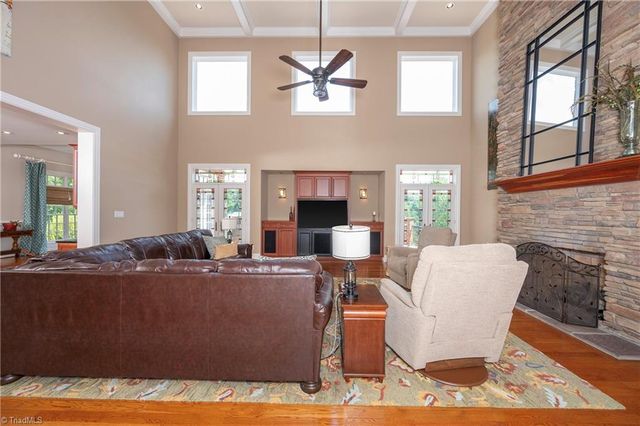 151 Wellsprings Court, Pfafftown, NC 27040