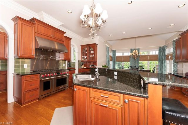 151 Wellsprings Court, Pfafftown, NC 27040