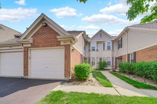 1914 Quaker Hollow Lane, Streamwood, IL 60107