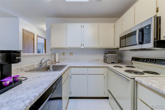 106 Inverness, Valley Park, MO 63088
