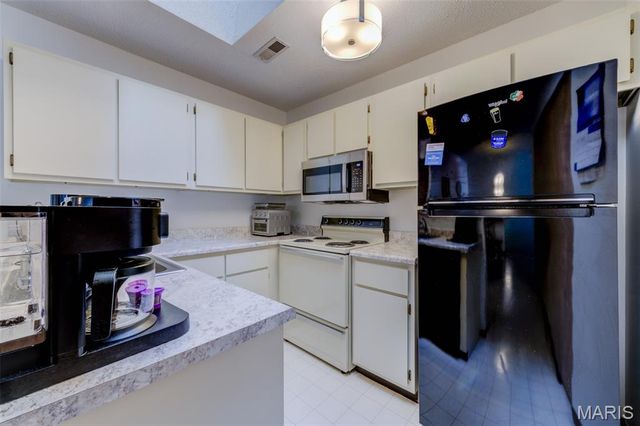 106 Inverness, Valley Park, MO 63088