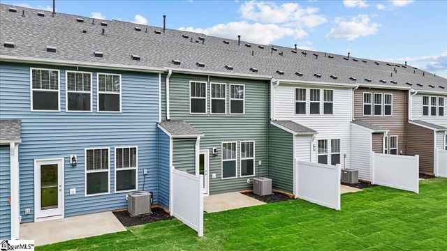 525 W Norvell Court, Spartanburg, SC 29307