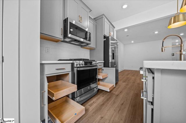 525 W Norvell Court, Spartanburg, SC 29307