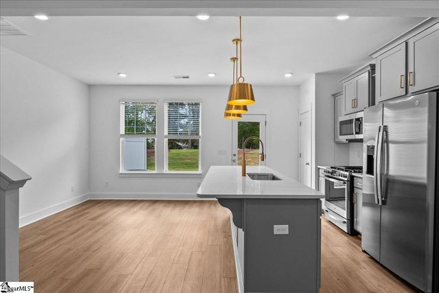 525 W Norvell Court, Spartanburg, SC 29307