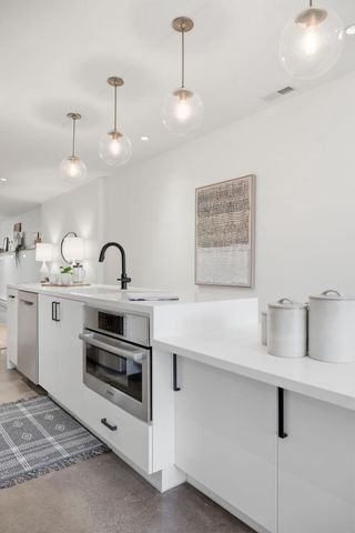 445 RIDGE ST NW, Washington, DC 20001