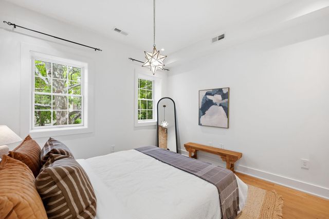 445 RIDGE ST NW, Washington, DC 20001