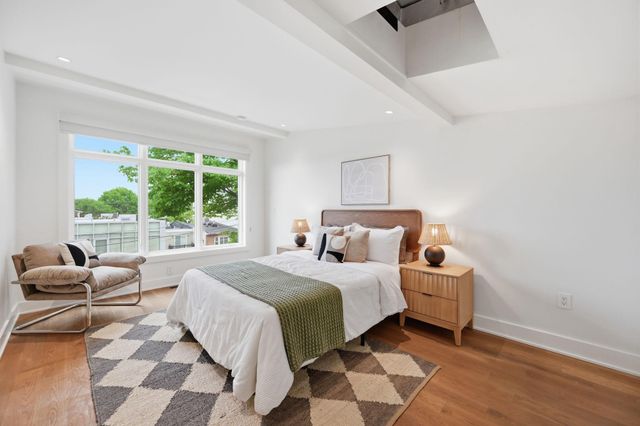 445 RIDGE ST NW, Washington, DC 20001