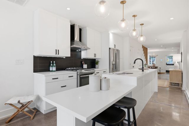 445 RIDGE ST NW, Washington, DC 20001