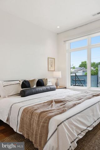 445 RIDGE ST NW, Washington, DC 20001