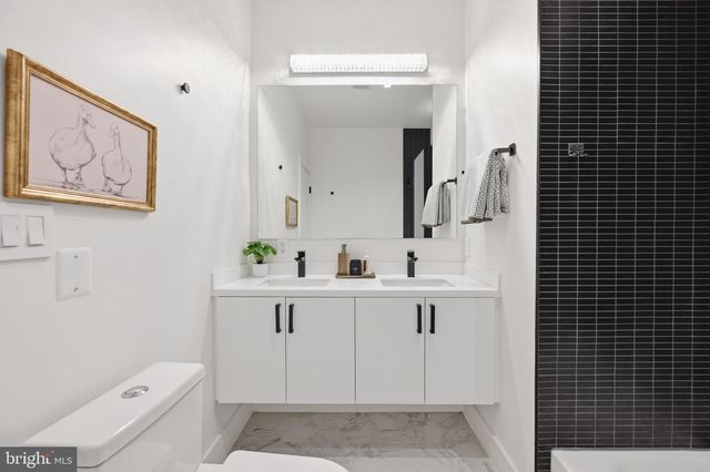 445 RIDGE ST NW, Washington, DC 20001