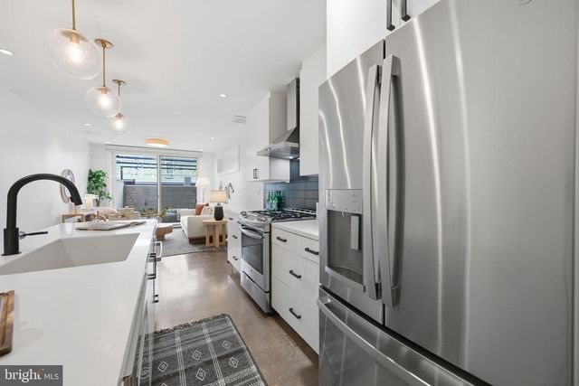 445 RIDGE ST NW, Washington, DC 20001