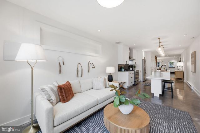 445 RIDGE ST NW, Washington, DC 20001