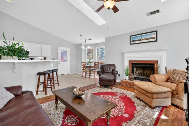 5926 Clipper Bay, Flowery Branch, GA 30542