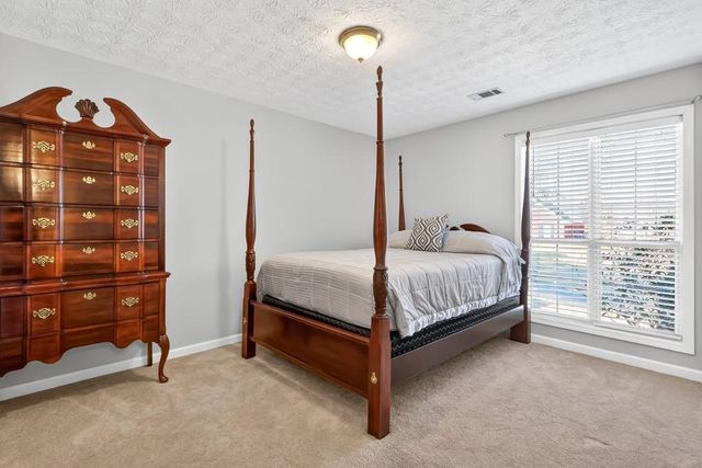 5926 Clipper Bay, Flowery Branch, GA 30542