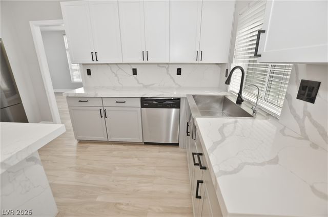 747 Canyon Crest Drive, Las Vegas, NV 89123