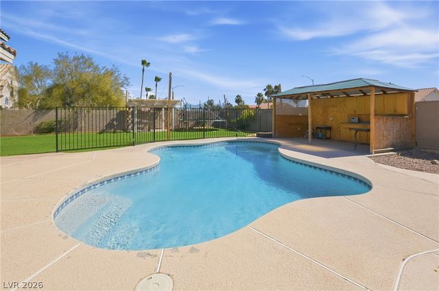 747 Canyon Crest Drive, Las Vegas, NV 89123