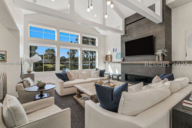 3 Abbeville Ct, Bluffton, SC 29910