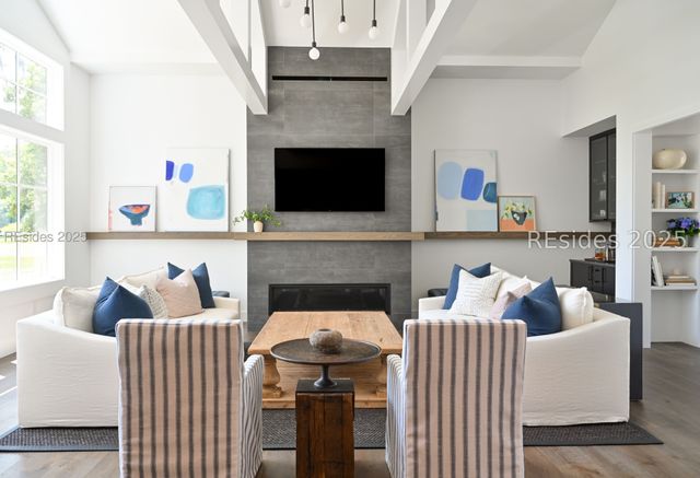 3 Abbeville Ct, Bluffton, SC 29910