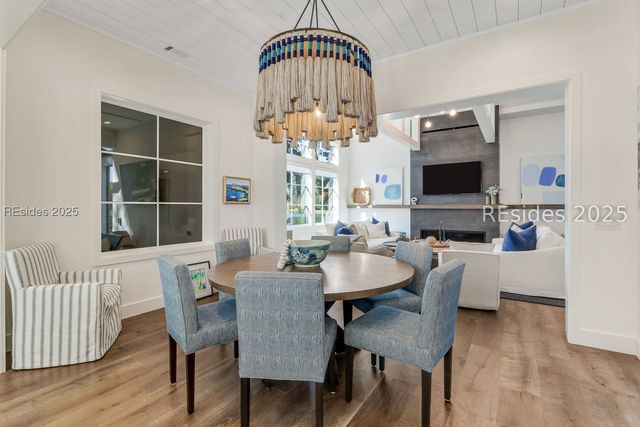 3 Abbeville Ct, Bluffton, SC 29910