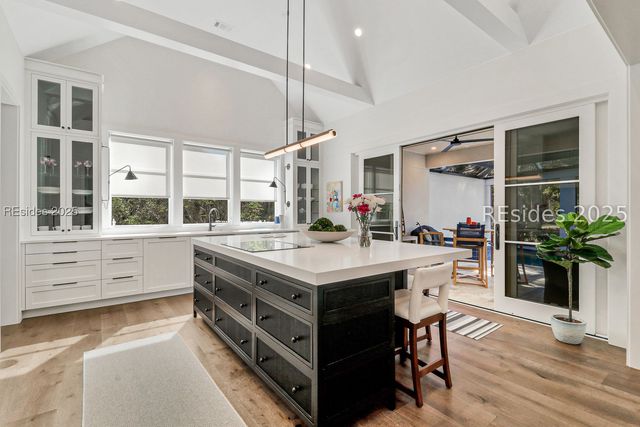 3 Abbeville Ct, Bluffton, SC 29910