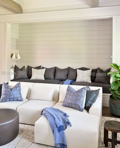 3 Abbeville Ct, Bluffton, SC 29910